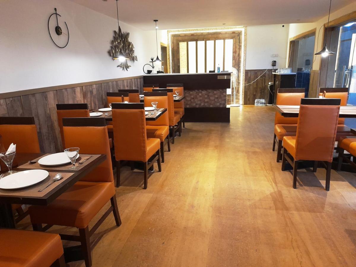 ארפורה Hotel Goa Continental מראה חיצוני תמונה