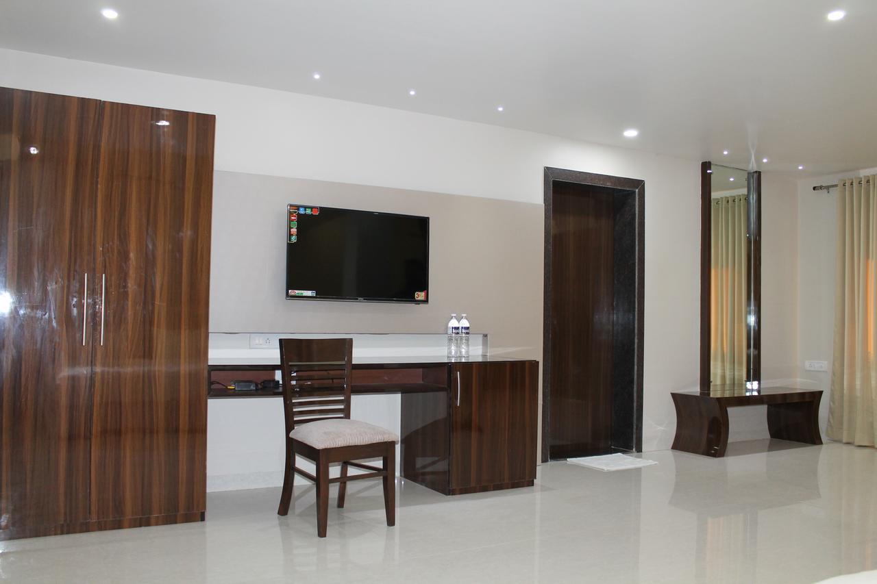 ארפורה Hotel Goa Continental מראה חיצוני תמונה