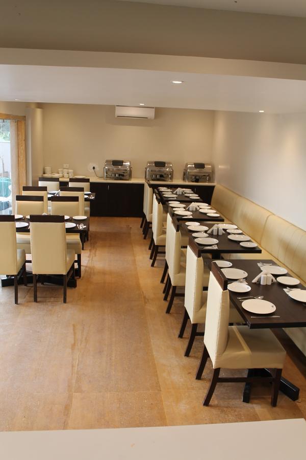 ארפורה Hotel Goa Continental מראה חיצוני תמונה