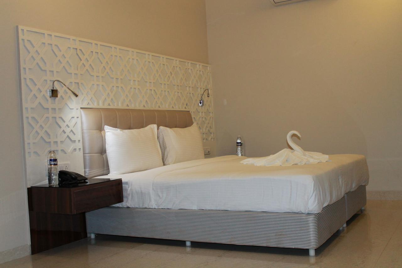 ארפורה Hotel Goa Continental מראה חיצוני תמונה